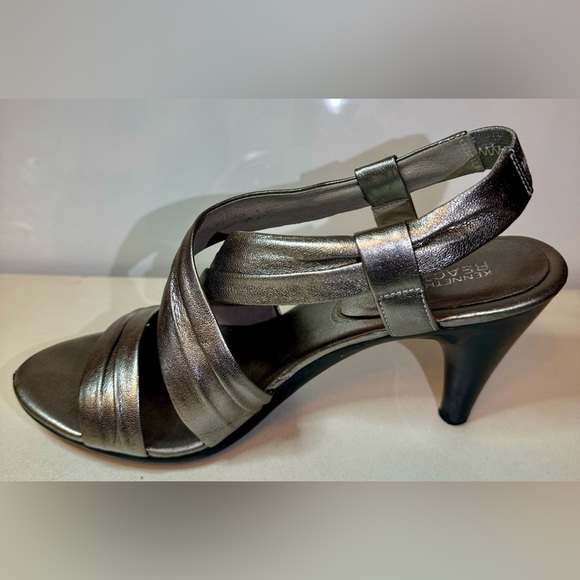 Kenneth Cole Reaction leather Heels Silver Metallic Women’s Shoe 7 - Picture 8 of 16